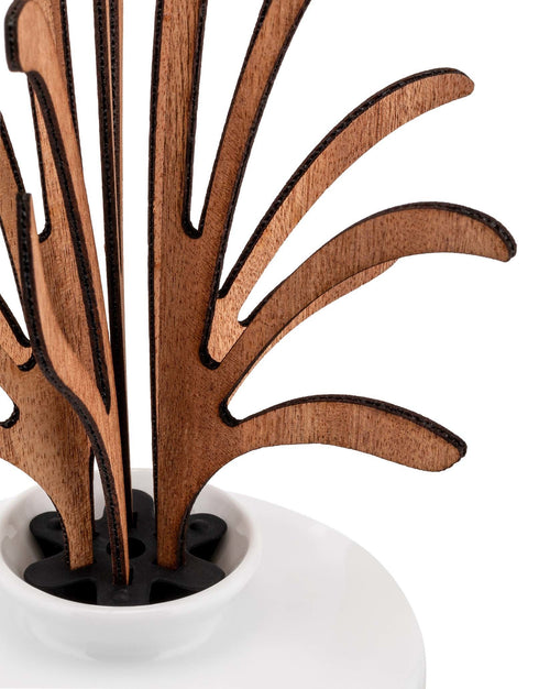 The Five Seasons Default Title Leaf fragrance diffuser. Grrr Alessi 2
